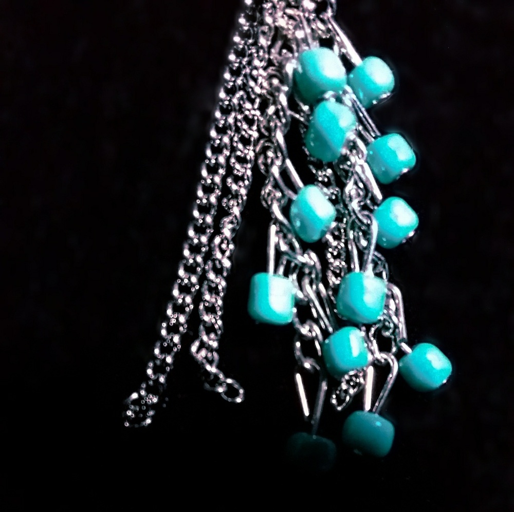 🎉HP🎉Nwot Turquoise&Silver Tassel Dangle Earrings - Picture 3 of 3